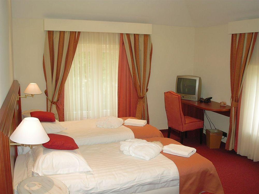 שאודפונטיין Le Chateau Des Thermes מראה חיצוני תמונה